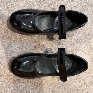 Freestyle by Danskin Co. tap shoes - size 1